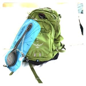 Osprey Mira 34 Hydration Pack Womens XS/S